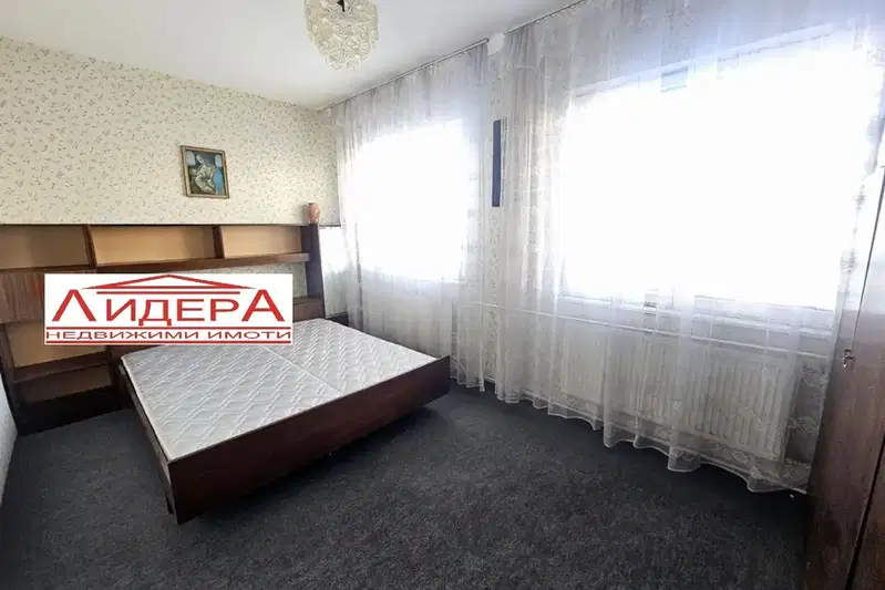 Тристаен апартамент в Пловдив, Тракия