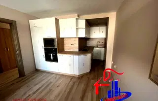 Тристаен апартамент в Шумен, Тракия