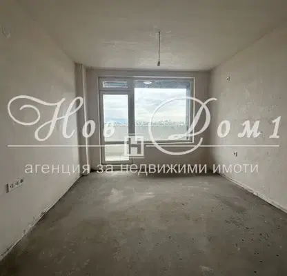 Снимка 3 — Тристаен апартамент с две тераси в Тракия, Пловдив