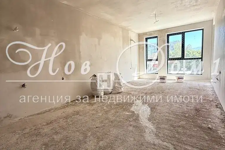 Тристаен апартамент в Пловдив, Тракия