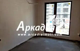 Тристаен апартамент с тераса в нова сграда в Тракия, Пловдив
