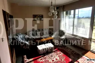 Тристаен апартамент в Пловдив, Тракия