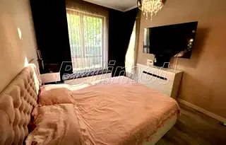 Тристаен апартамент във Варна, Трошево