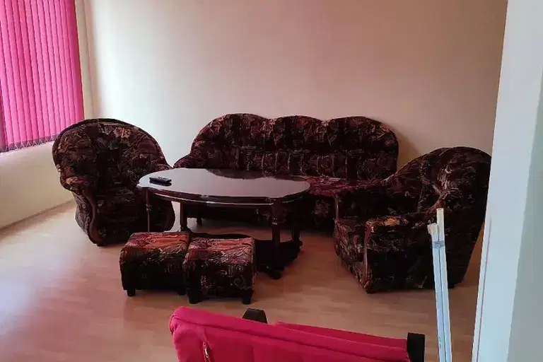 3-bedroom apartment in Haskovo, Uchilishtni