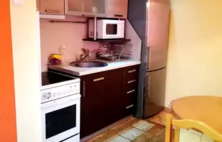 Тристаен апартамент в Хасково, Училищни