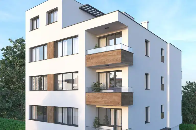 3-bedroom apartment in Tyrgovishte, Varosha