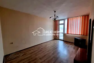 Тристаен апартамент в Търговище, Вароша