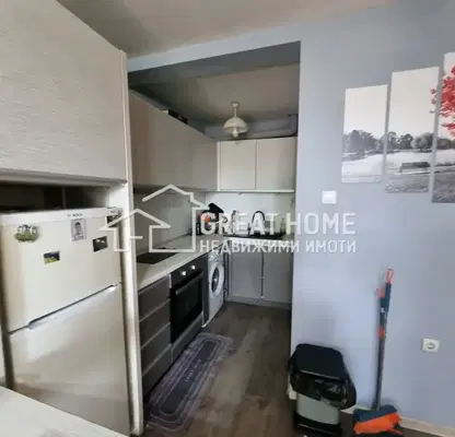 Photo 3 — 3-bedroom apartment in Tyrgovishte, Varosha