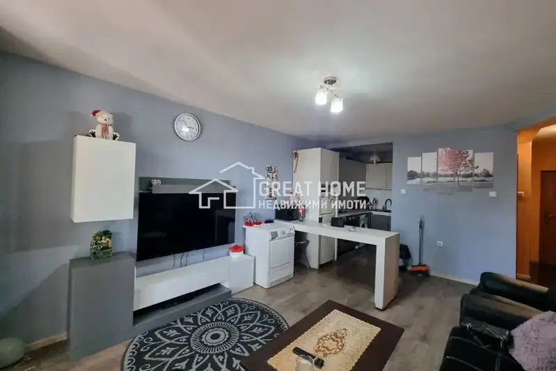 3-bedroom apartment in Tyrgovishte, Varosha
