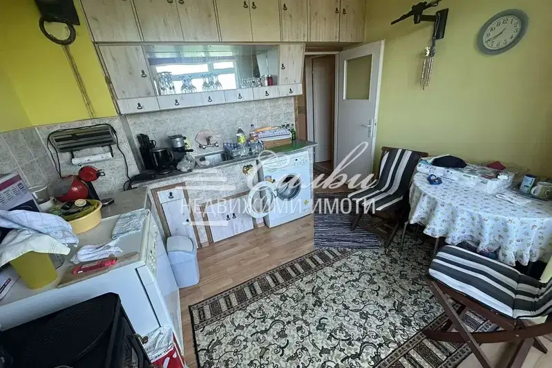 3-bedroom apartment in Tyrgovishte, Varosha