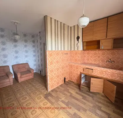 Снимка 4 — Тристаен апартамент в Търговище, Вароша