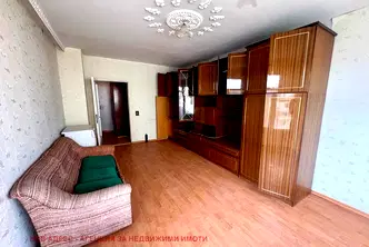 Тристаен апартамент в Търговище, Вароша