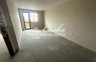 Тристаен апартамент в Търговище, Вароша