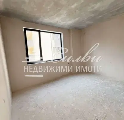 Снимка 4 — Тристаен апартамент в Търговище, Вароша