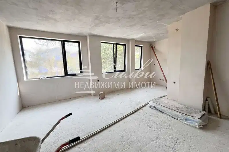 3-bedroom apartment in Tyrgovishte, Varosha