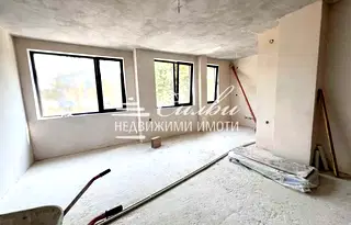 Тристаен апартамент в Търговище, Вароша