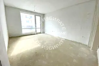 Тристаен апартамент във Варна, Виница