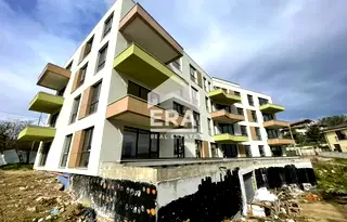 Тристаен апартамент във Варна, Виница
