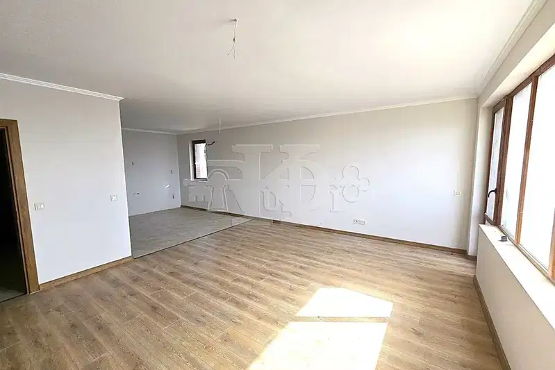3-bedroom apartment in Varna, Vinica