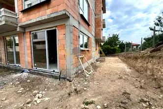 Тристаен апартамент във Варна, Виница