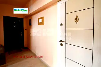 Тристаен апартамент с две тераси и гледка към море във Виница, Варна