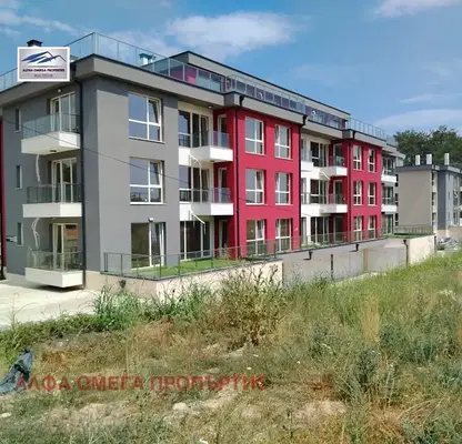 Снимка 3 — Тристаен апартамент във Варна, Виница
