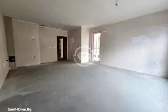 Тристаен апартамент във Варна, Виница