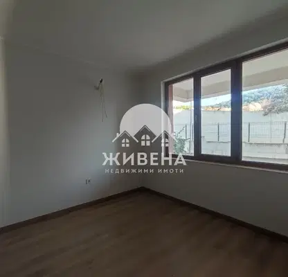 Photo 4 — 3-bedroom apartment in Varna, Vinica