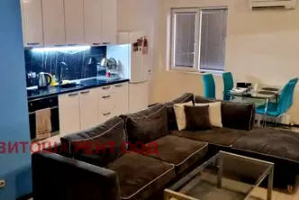 Тристаен апартамент в София, Витоша