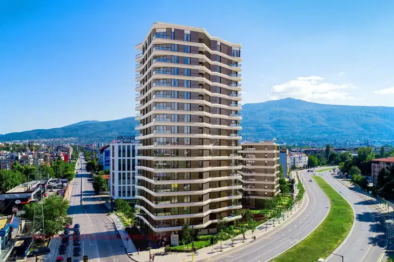 Тристаен апартамент в София, Витоша