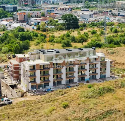Снимка 2 — Тристаен апартамент в София, Витоша