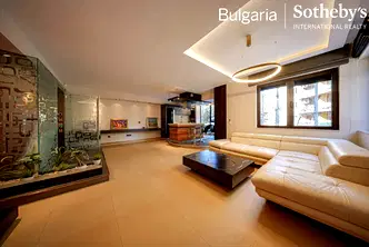Тристаен апартамент в София, Витоша