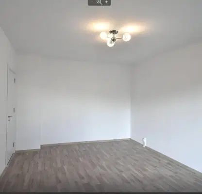 Photo 4 — Three-room apartment with terrace in Vladislav Varnenchik district, Varna