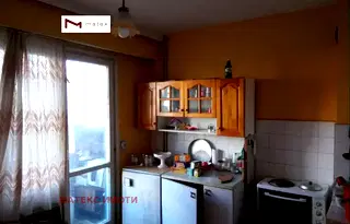 Тристаен апартамент във Варна, Владислав Варненчик 1