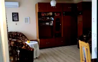 Тристаен апартамент във Варна, Владислав Варненчик 1