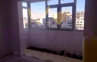 Тристаен апартамент във Варна, Владислав Варненчик 2