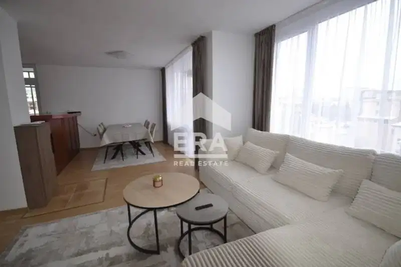 3-bedroom apartment in Haskovo, Voevodski