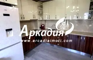 Тристаен апартамент в Пловдив, Въстанически
