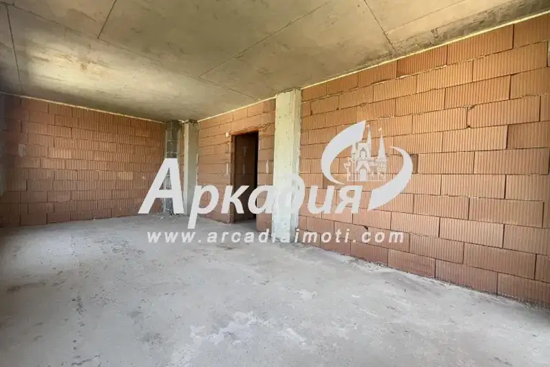 3-bedroom apartment in Plovdiv, Vystanicheski