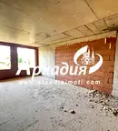 Тристаен апартамент с тераса в кв. Въстанически, Пловдив