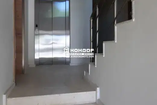 3-bedroom apartment in Plovdiv, Vystanicheski
