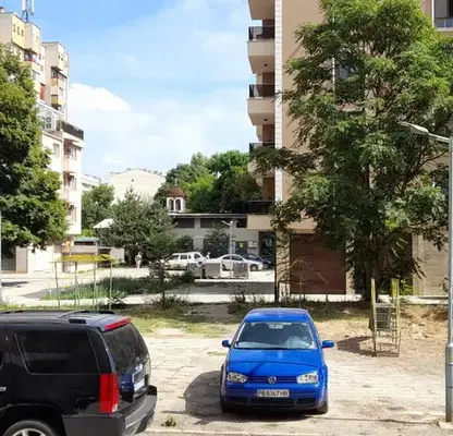 Снимка 2 — Тристаен апартамент в Пловдив, Въстанически