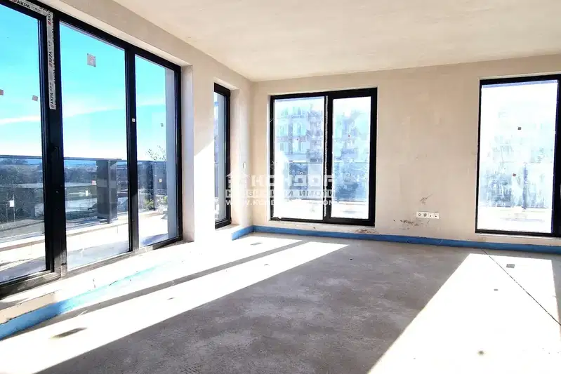 3-bedroom apartment in Plovdiv, Vystanicheski