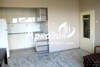 Тристаен апартамент в Пловдив, Въстанически