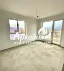 Тристаен апартамент с две тераси в нова сграда във Въстанически, Пловдив