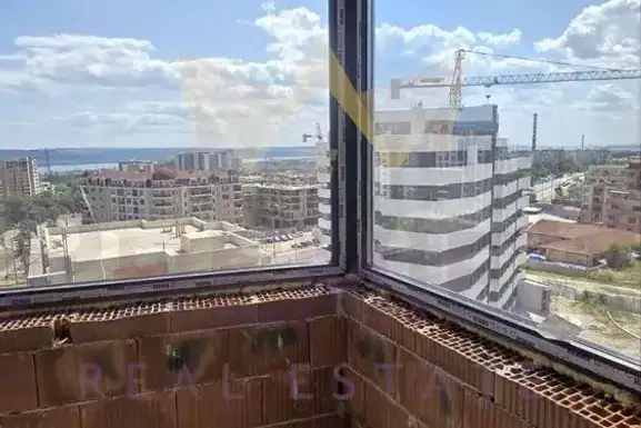 Тристаен апартамент във Варна, Възраждане 1