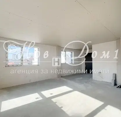 Photo 2 — 3-bedroom apartment in Varna, Vyzrajdane 1