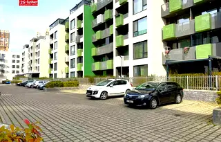 Тристаен апартамент с две тераси във Възраждане 1, Варна