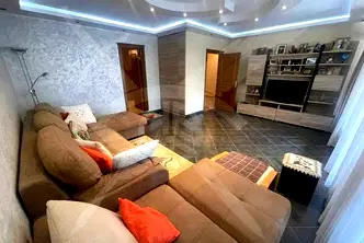 Тристаен апартамент в Бургас, Възраждане