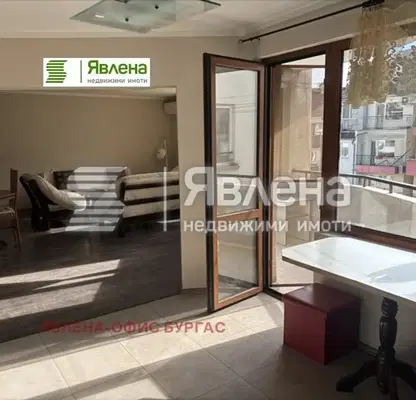 Снимка 5 — Тристаен апартамент в Бургас, Възраждане